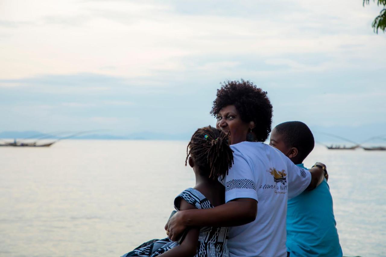 Hakuna Matata Lodge Gisenyi ภายนอก รูปภาพ