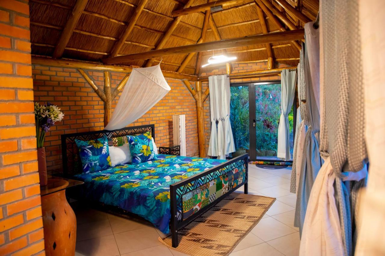 Hakuna Matata Lodge Gisenyi ภายนอก รูปภาพ