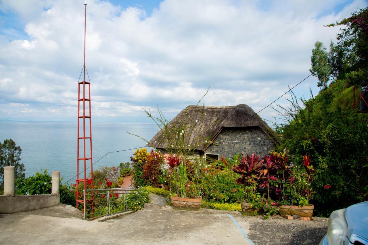 Hakuna Matata Lodge Gisenyi ภายนอก รูปภาพ