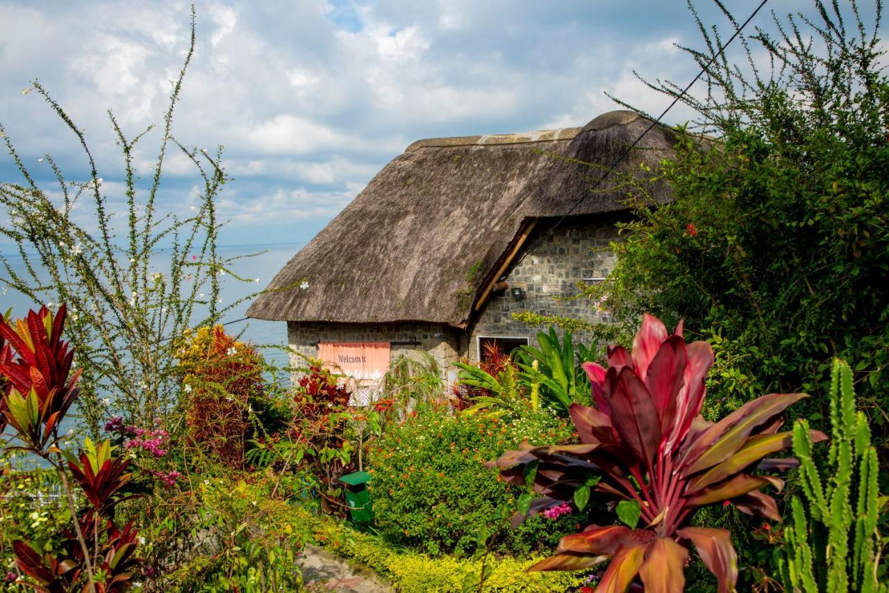 Hakuna Matata Lodge Gisenyi ภายนอก รูปภาพ
