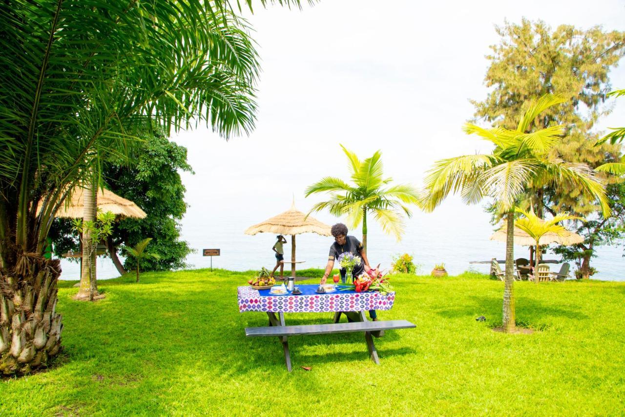 Hakuna Matata Lodge Gisenyi ภายนอก รูปภาพ