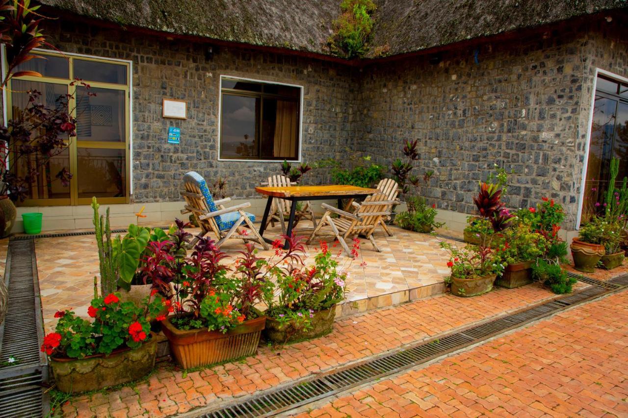 Hakuna Matata Lodge Gisenyi ภายนอก รูปภาพ