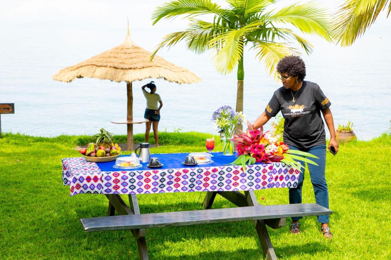Hakuna Matata Lodge Gisenyi ภายนอก รูปภาพ