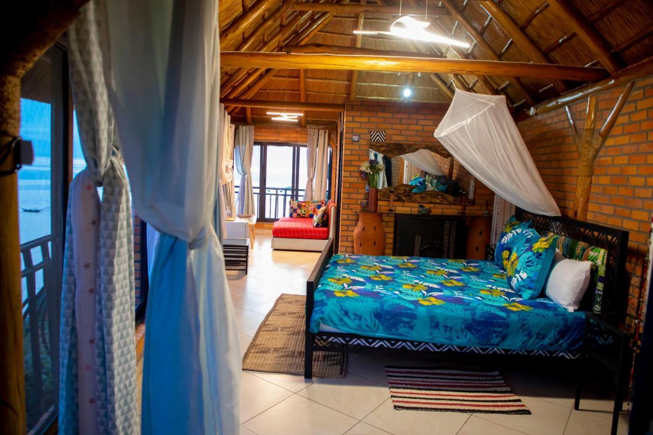 Hakuna Matata Lodge Gisenyi ภายนอก รูปภาพ
