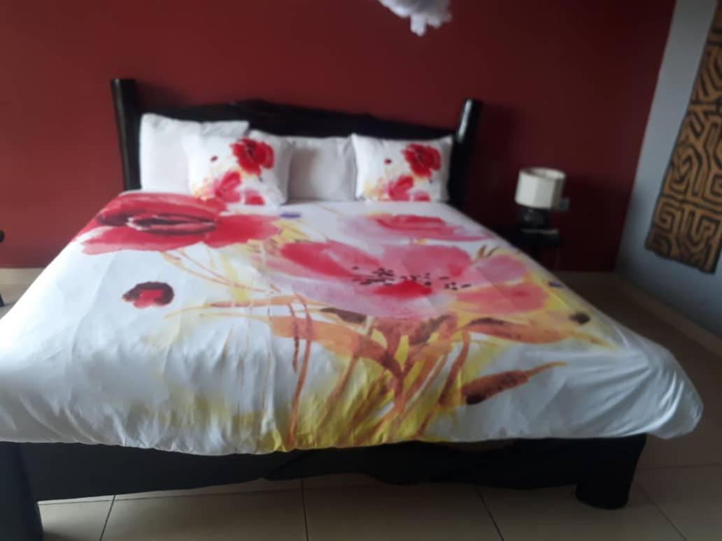 Hakuna Matata Lodge Gisenyi ภายนอก รูปภาพ